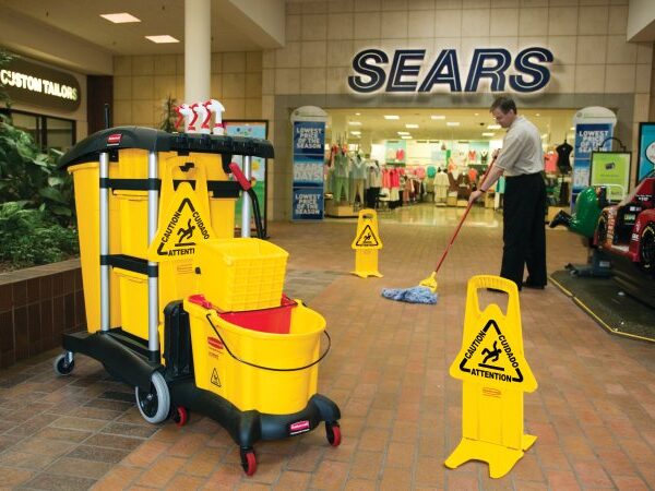 Rubbermaid Microfiber High-Capacity Janitor Cart