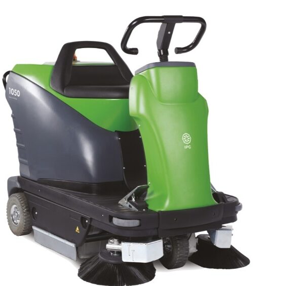 IPC 1050 Compact Ride-On Sweeper – 42″ – Wet Batteries